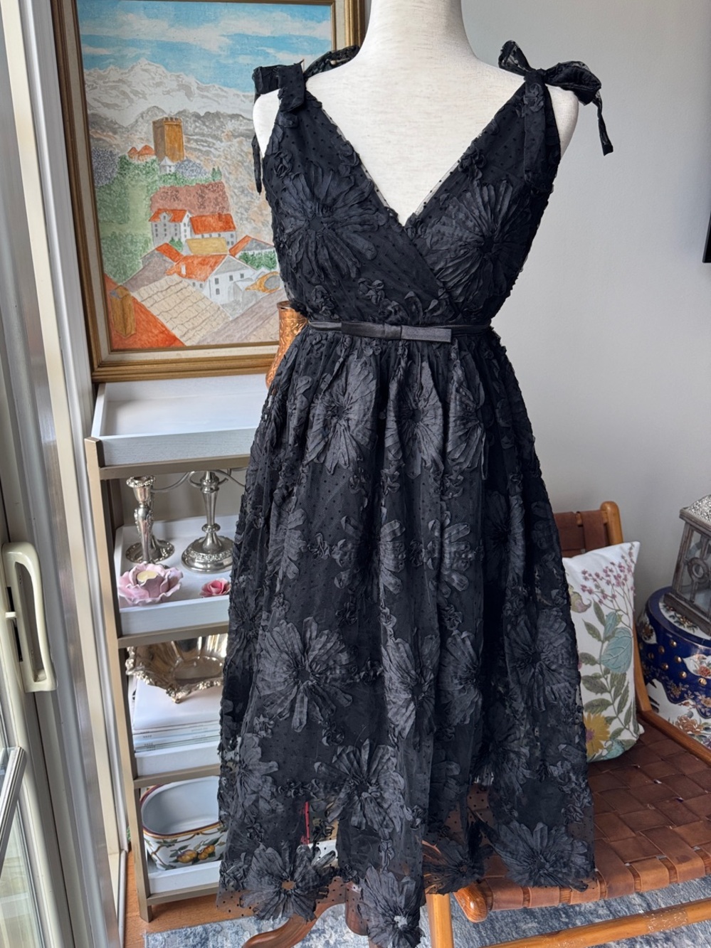 Lulu's Black Floral Tie-Shoulder Midi Dress
